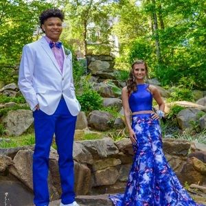 Meet your Posher, Bailey